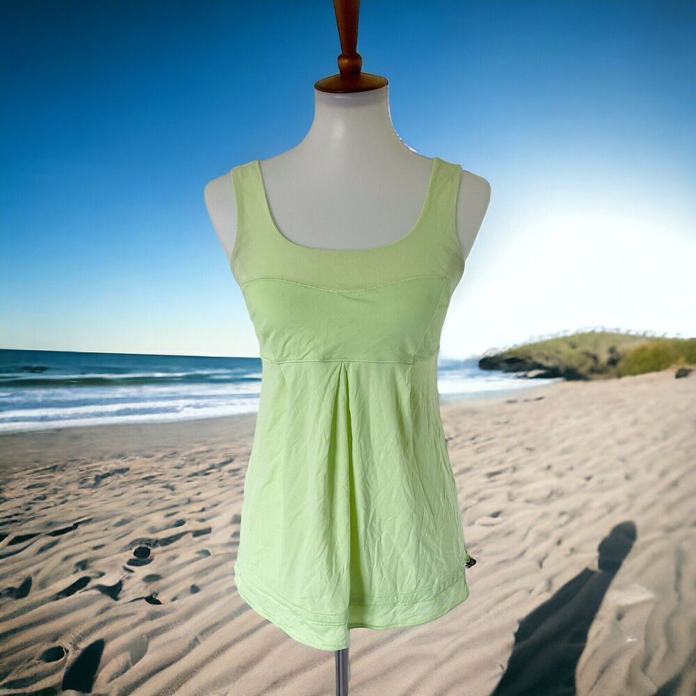 LULULEMON Elevate Tank Top Shirt Green Mesh Luxtreme Cinch Hem Size 8 Women